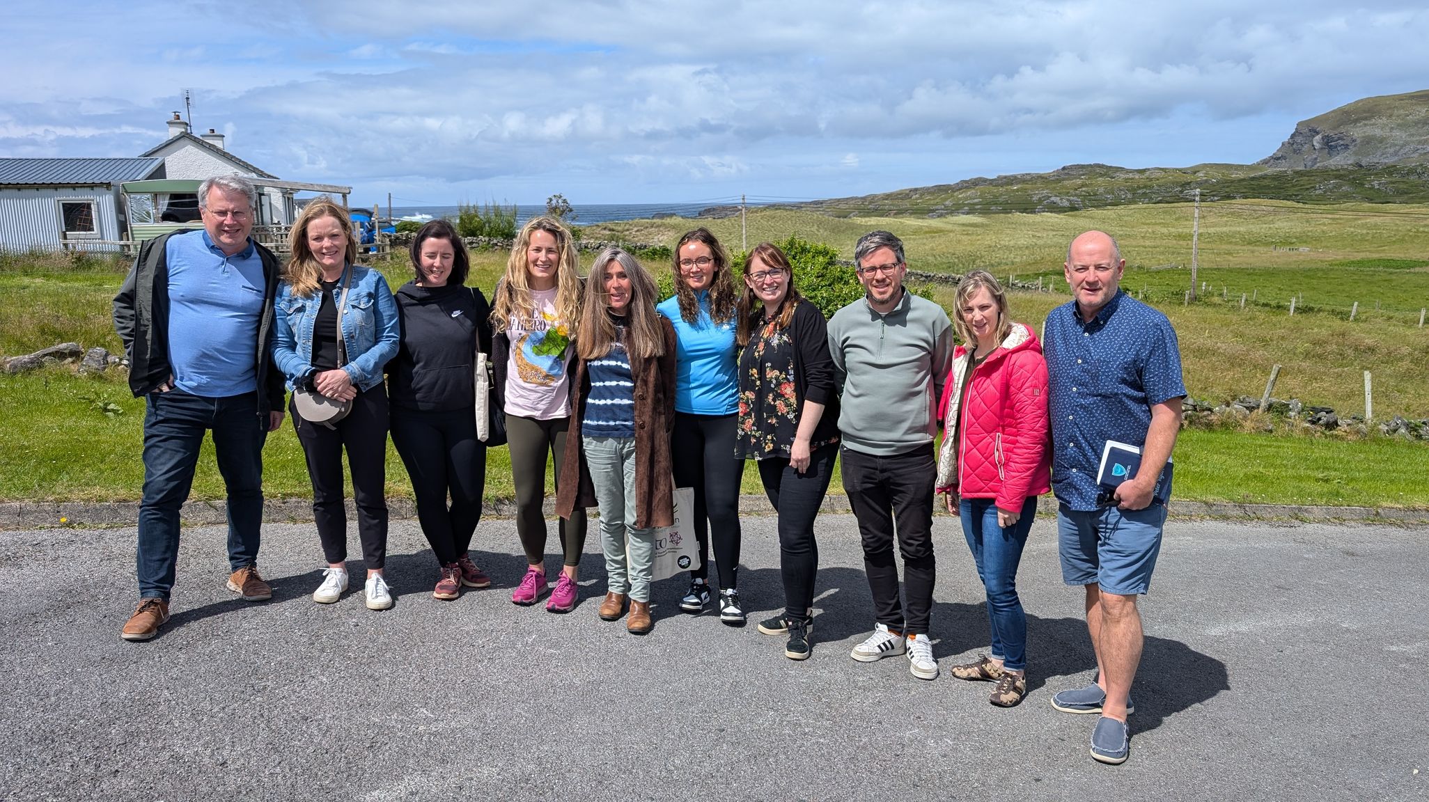 Múinteoirí ag freastal ar chúrsa in Oideas Gael