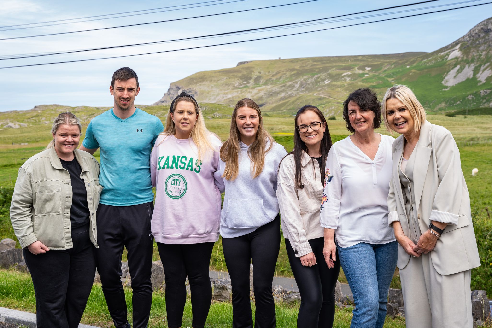 Baill de Chumann Múinteoirí Éireann le Siobhán Ní Churraighín (Oideas Gael) agus Dorothy McGinley, Uachtarán CMÉ i 2024