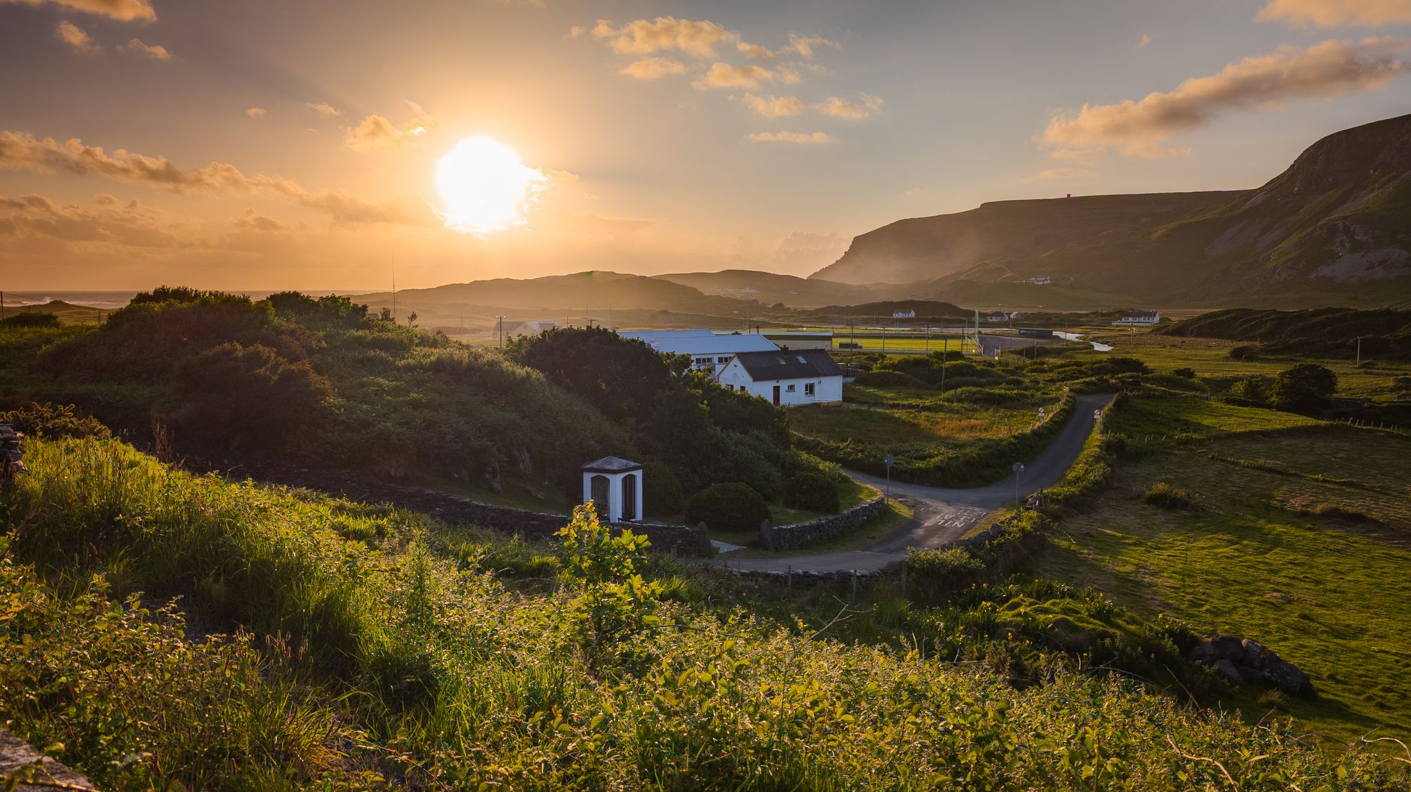 Sunset above An Dumhaigh, Gleann Cholm CIlle