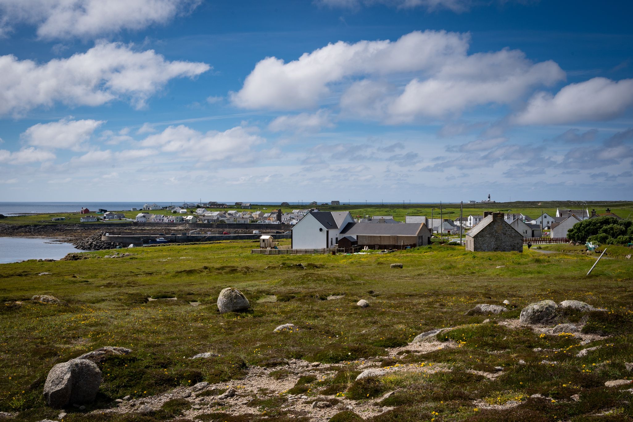 An Baile Thiar, Toraigh, radharc anoir